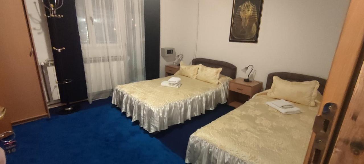 Guesthouse Prenociste Faraon Pljevlja Extérieur photo