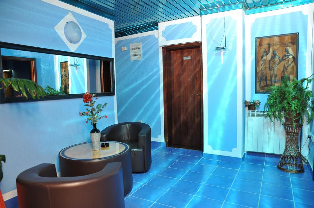 Guesthouse Prenociste Faraon Pljevlja Extérieur photo